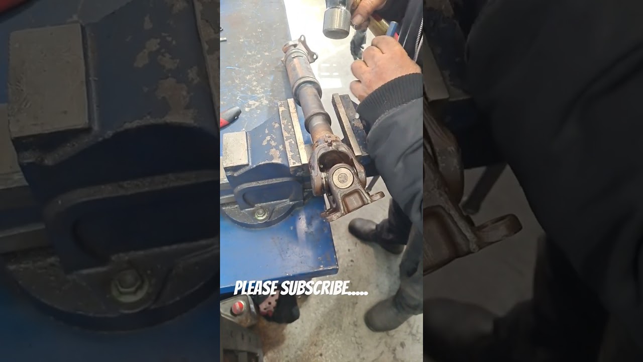Toyota Propeller Shaft Universal Joint Replacement #shorts #toyota #safetyfirst #2022