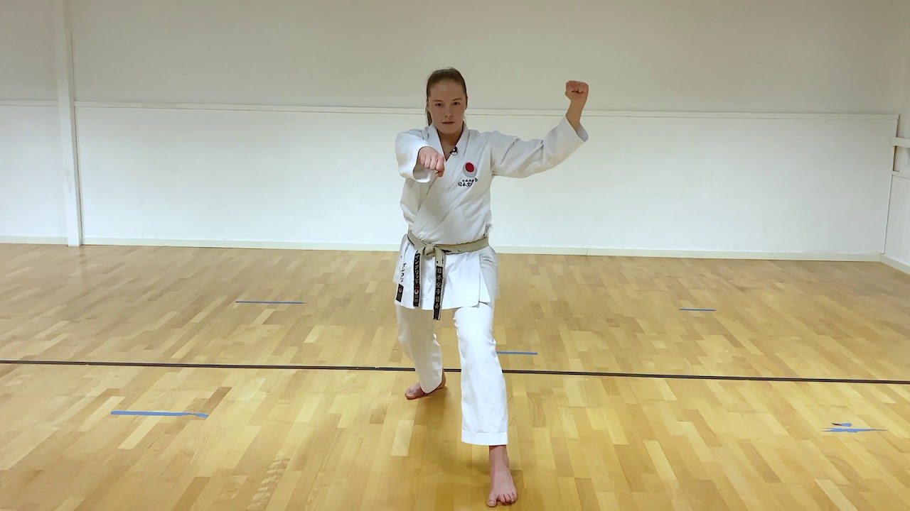 Chudan Soto Ude Uke, Gyaku Zuki | Bjørgvin karateklubb