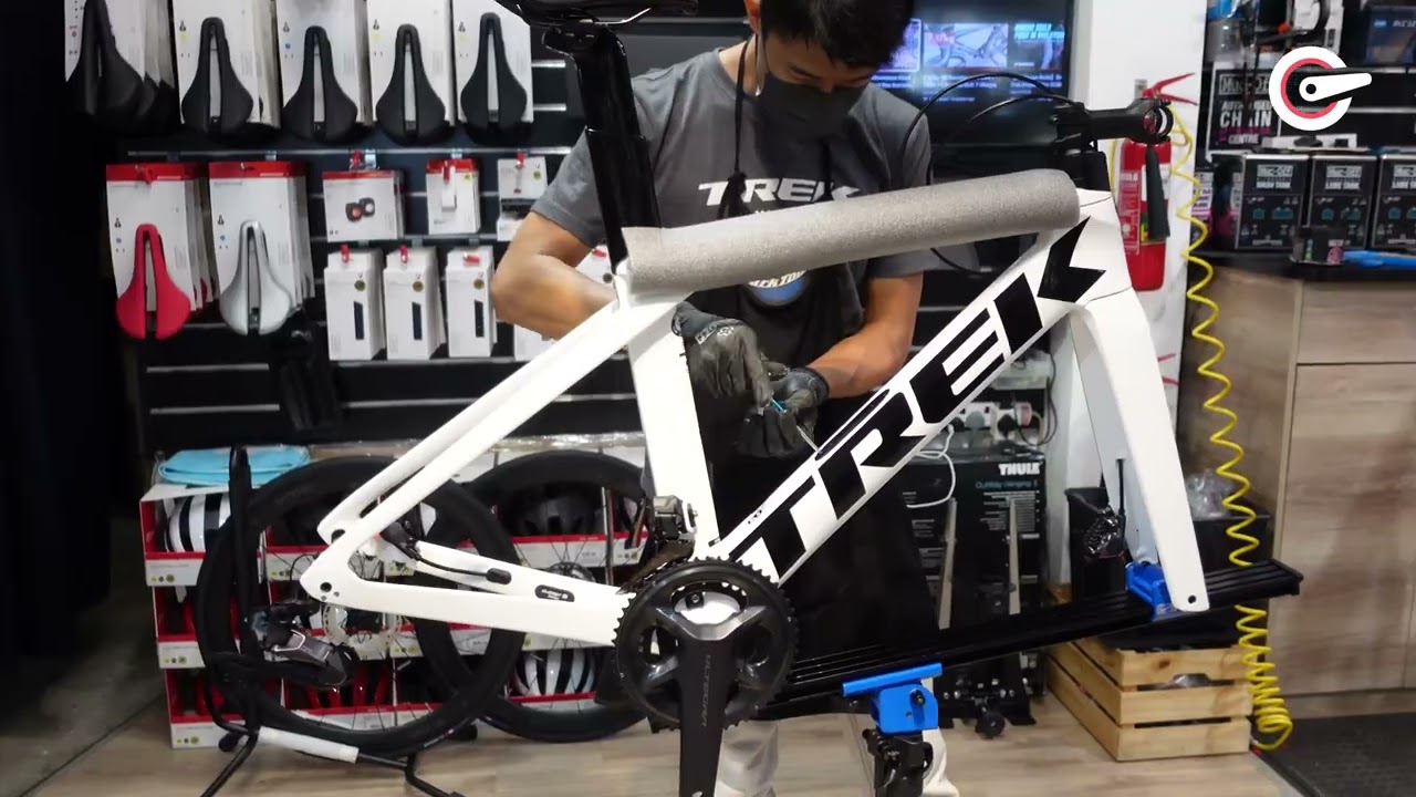 Trek Madone SL Gen 6 remain available in 2023 Trek Bikes. More affordable aerodynamic road bike.