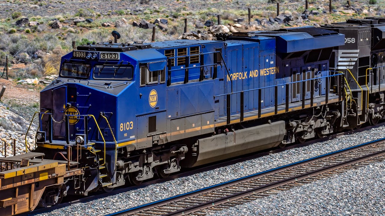 Chasing NS #8103: The Norfolk & Western Heritage Unit