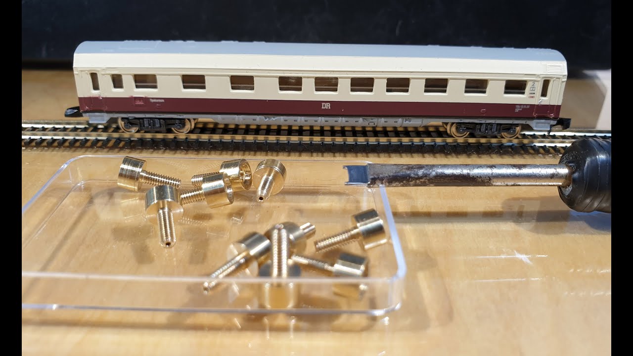 Herstellung von Stirnlochschrauben für VT18.16