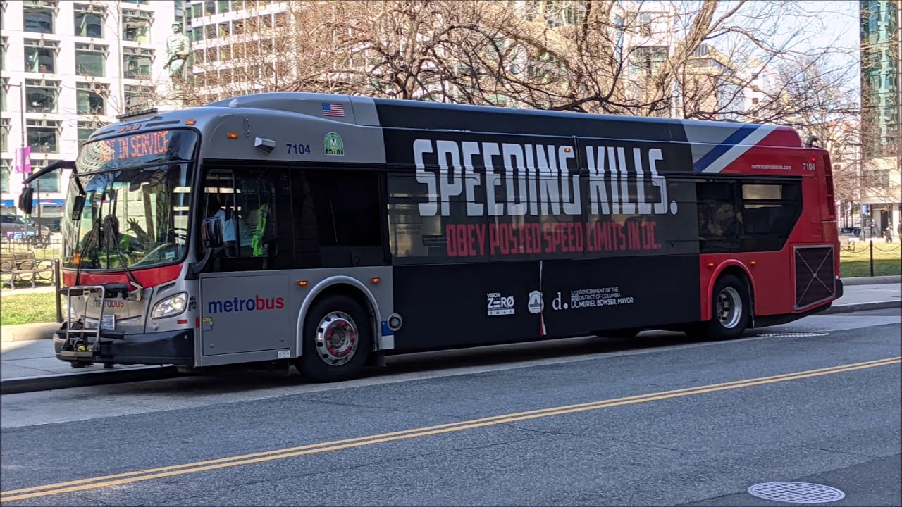WMATA Metrobus 2011 New Flyer Xcelsior XDE40 #7104 on Route L2