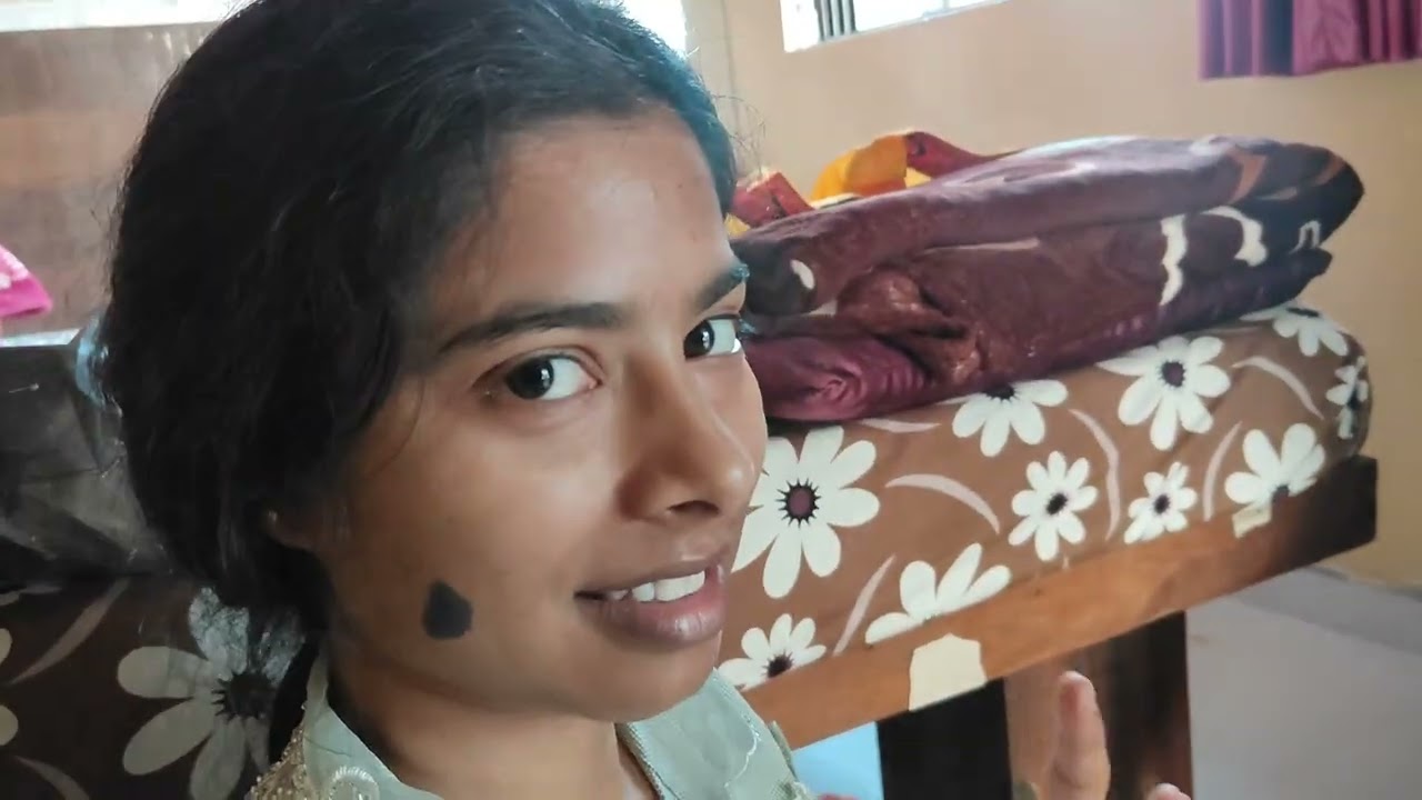 Papa gao se aa gaye hum log ke liye aajib garib saman lage hai gao se 😂😉😘🧿
