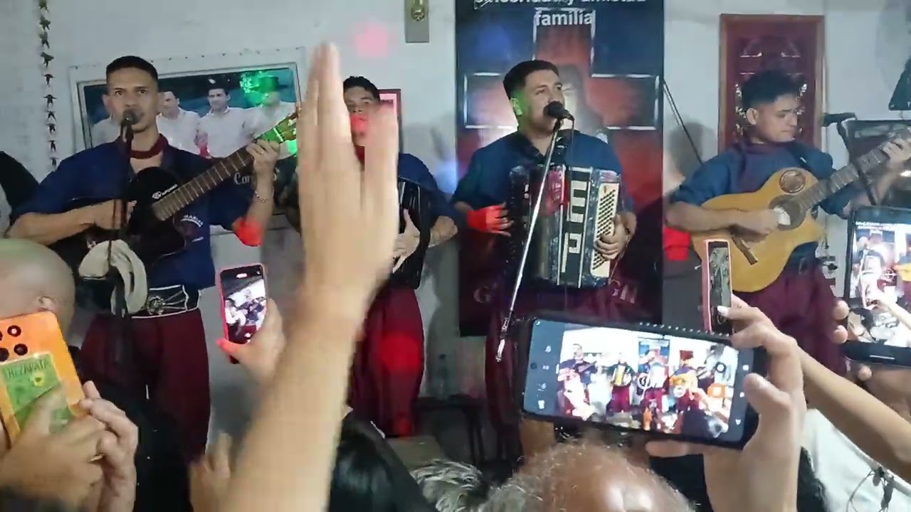 Los Príncipes de Misiones 🤩🎶 Campito de Mary Franco #chamame #amarillentitos