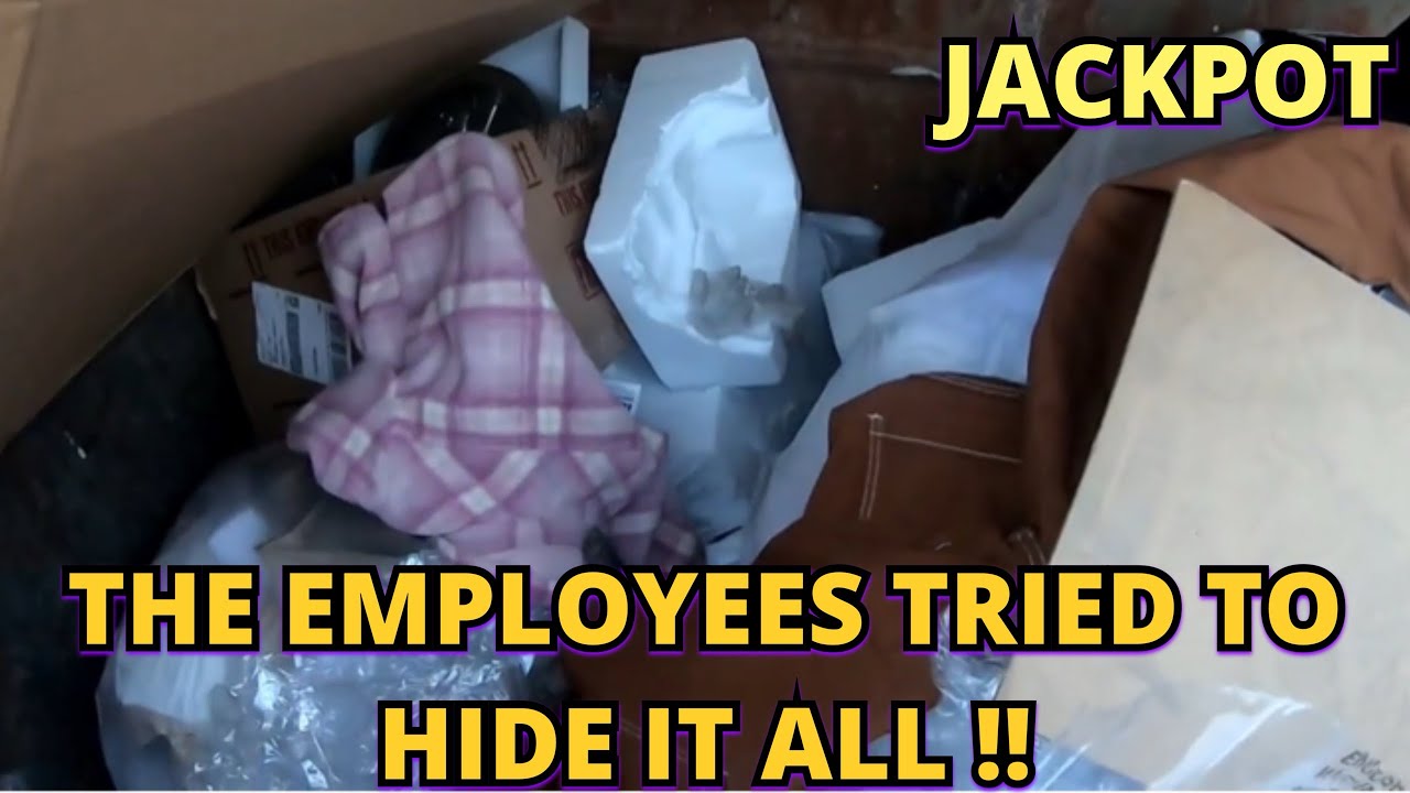 Рытьё мусора. Сотрудники пытались спрятать весь свой товар, но не смогли. Я забрал всё.