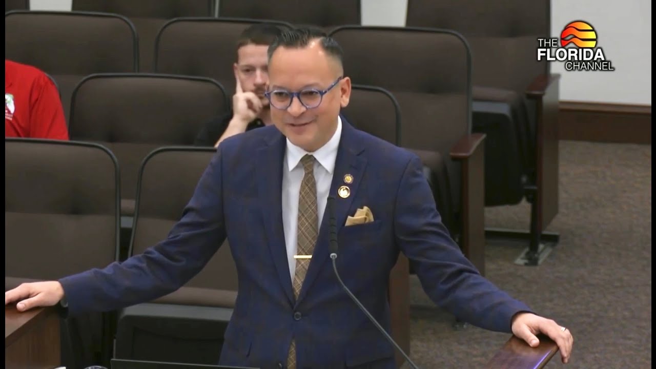 Senator Smith passes vacation rental swimming pool safety bill through committee