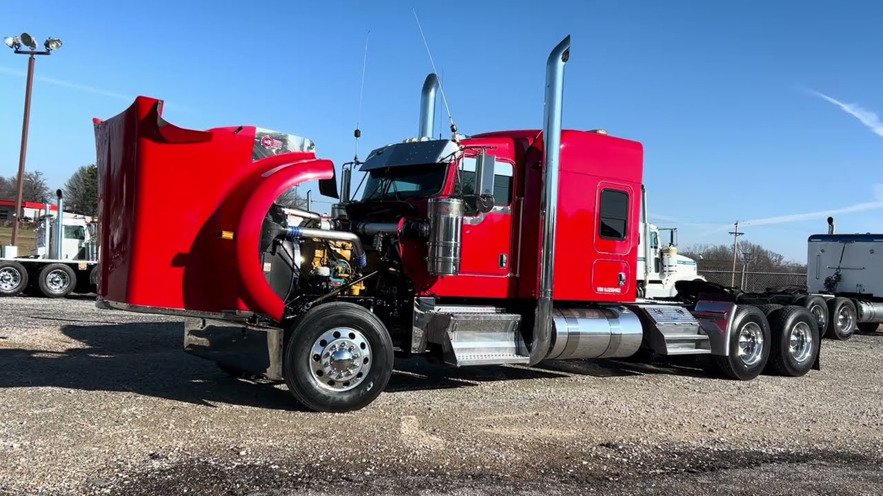2018 Kenworth W900L cat glider