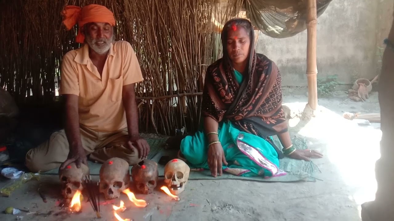 तेलिया मसान की चार चार खोपड़ी जरा देखिए