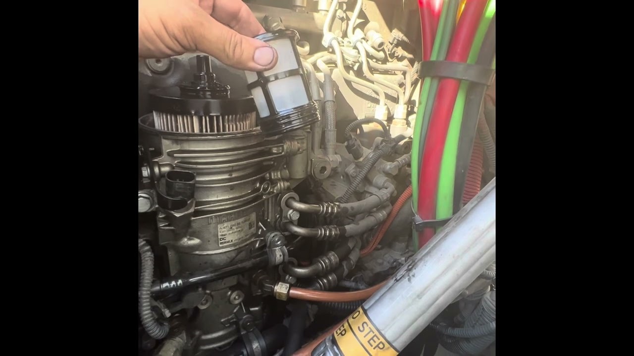 How to know if your DD13 or DD15 HI Pressure pump is going bad. What to look and listen for.
