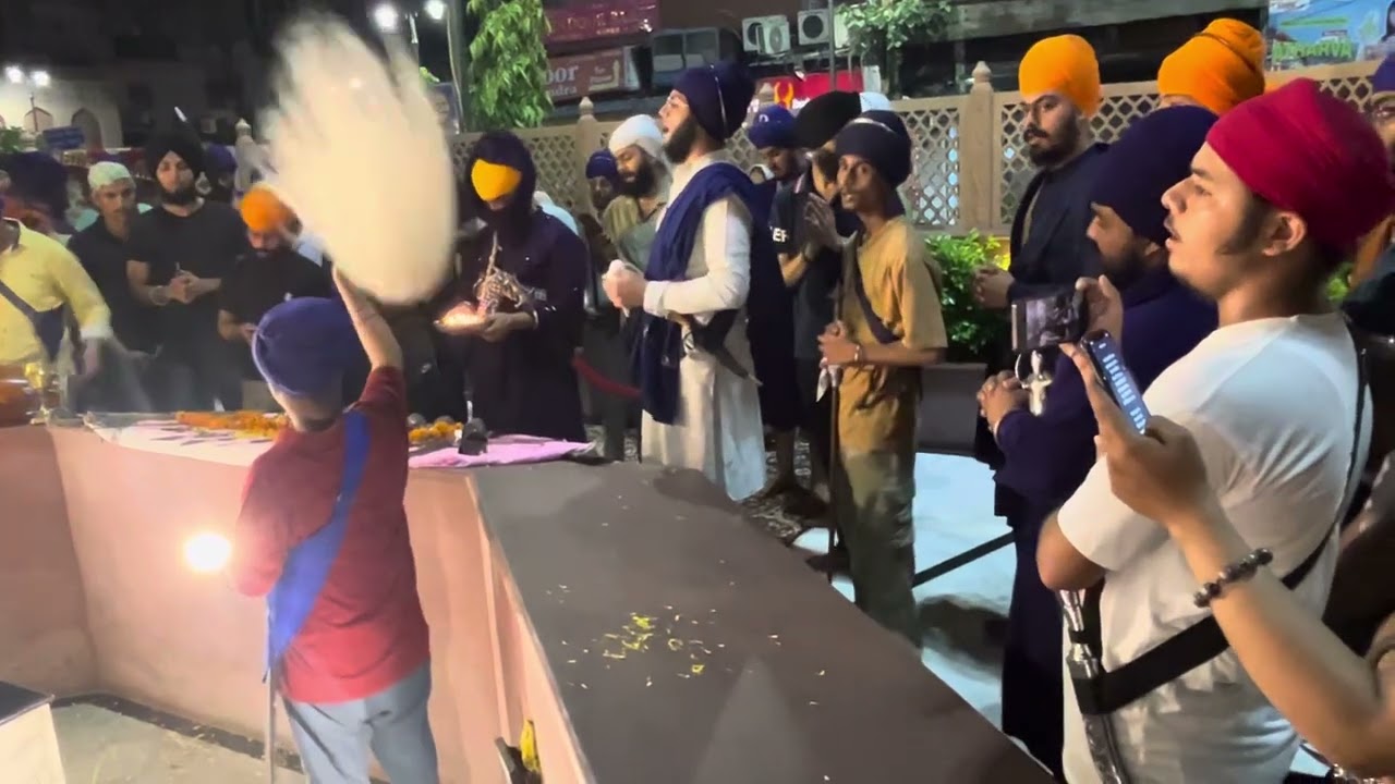 Arata at Shaheedi Asthan Bhai Mati Daas Chowk, Gurdwara Sees Ganj Sahib Chandani Chowk Delhi,