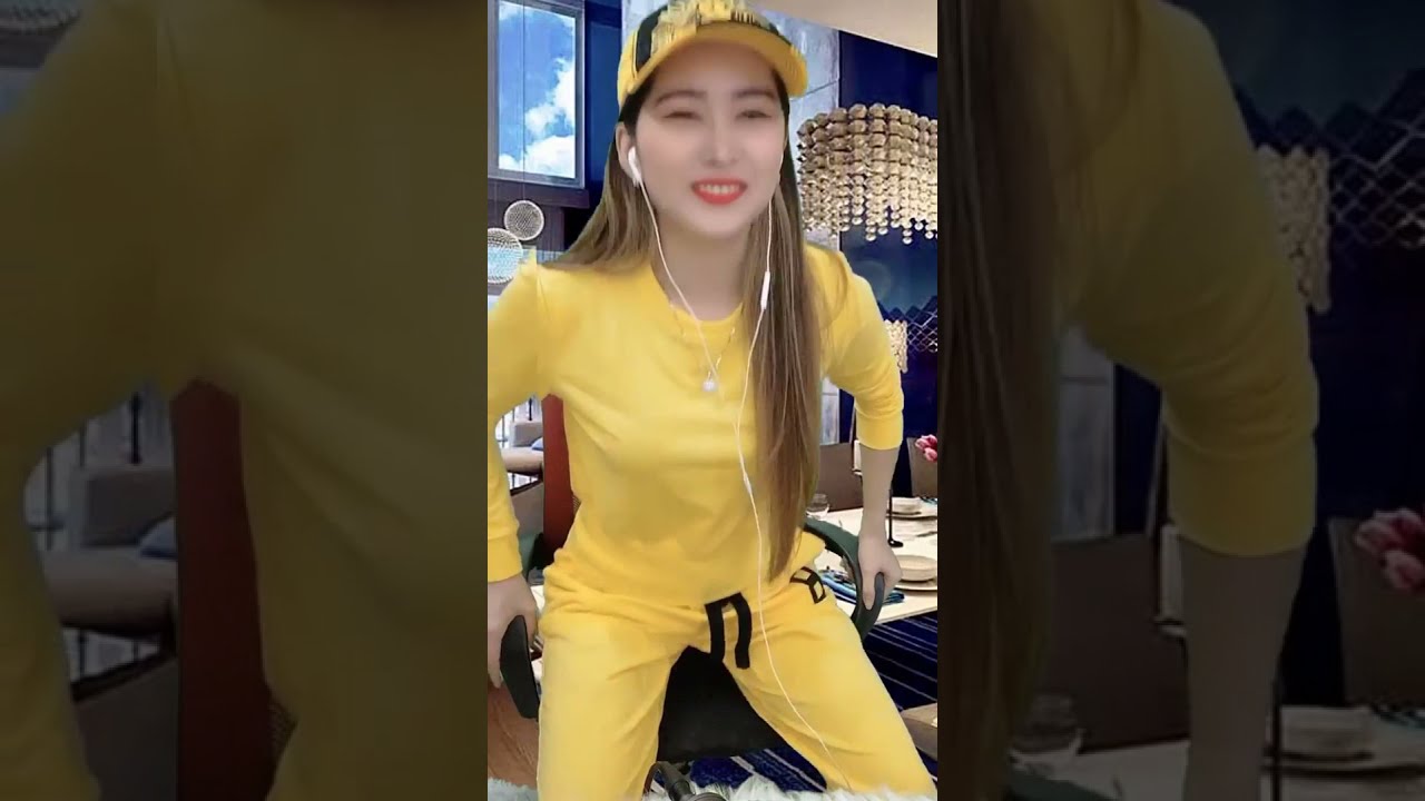 Siêu phẩm đi vào lòng khán giả | Minh Thư Cover