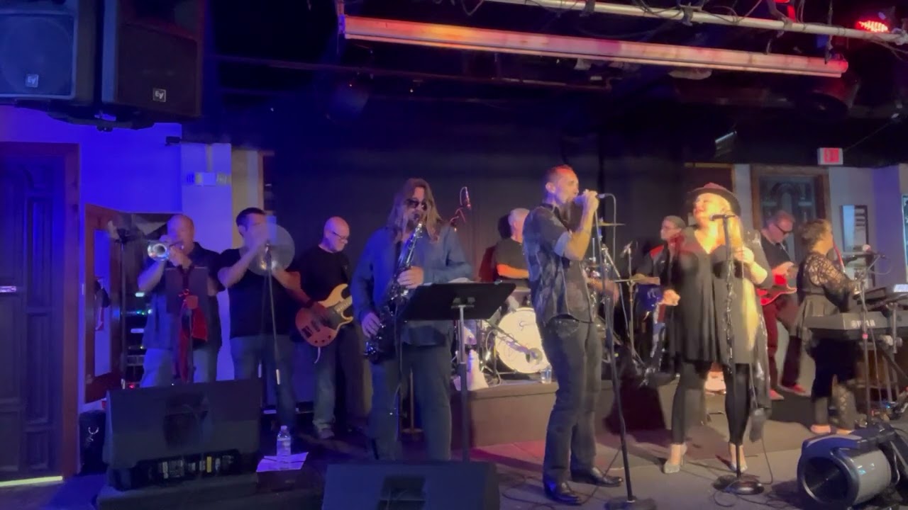 The Boogiemen at Harpoon Harry's in Punta Gorda, Florida with Daren Taylor on lead vocals!