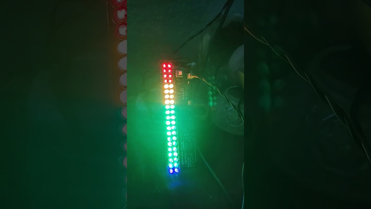 Audio level indicator || Led VU Meter || LM 3915 || BAR MODE , DOT Mode audio/ vu level meter