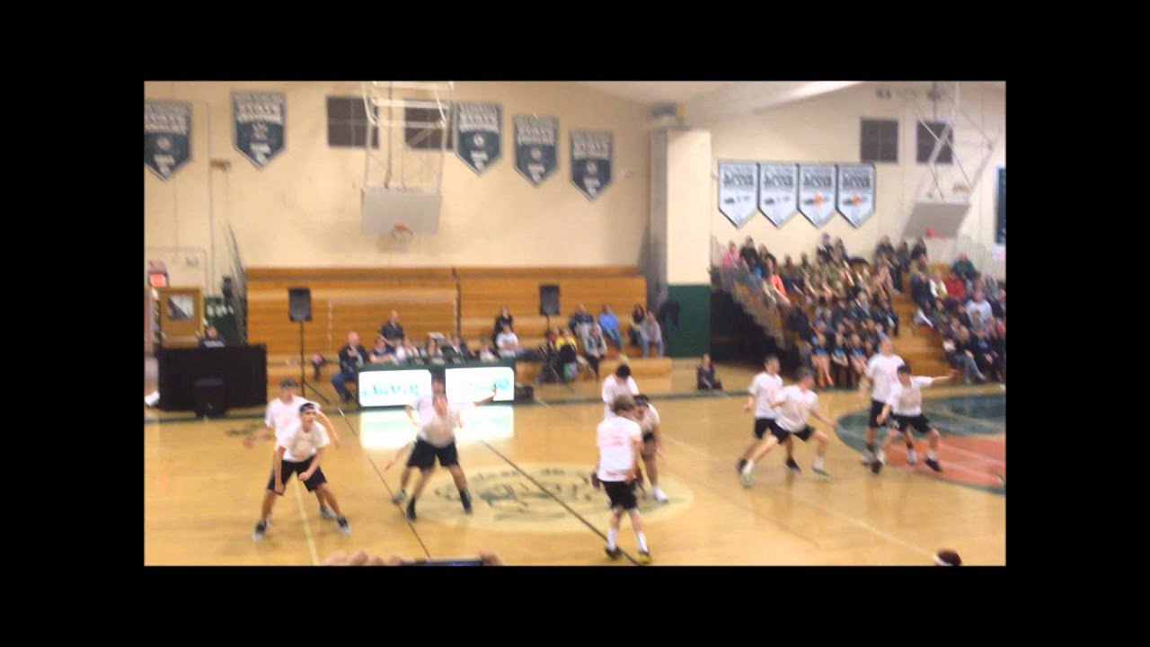 Lindenhurst Sophomores  Powderpuff Class of 2016