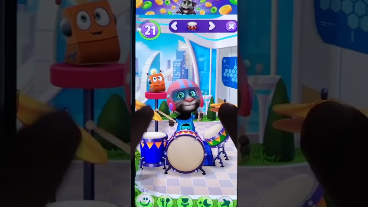 Talking Tom and Mrs. Tom delighted the children with wonderful games. Day-34##Homesforyoungchildren#