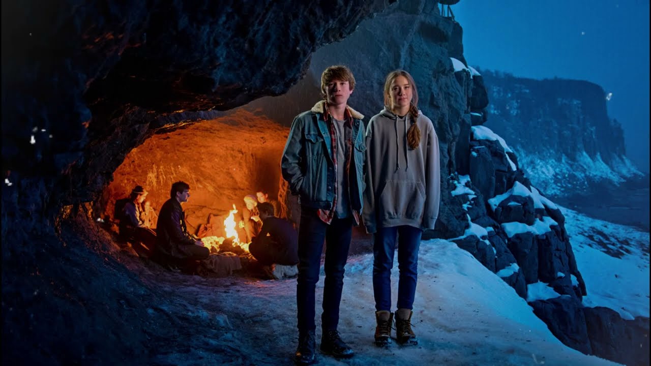 Kicked Out at 16, My Sister and I Found a Hidden Cave in the Valley — What We Built Inside Saved Us