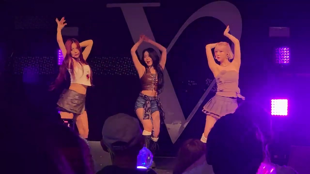 VIVIZ (비비지) 