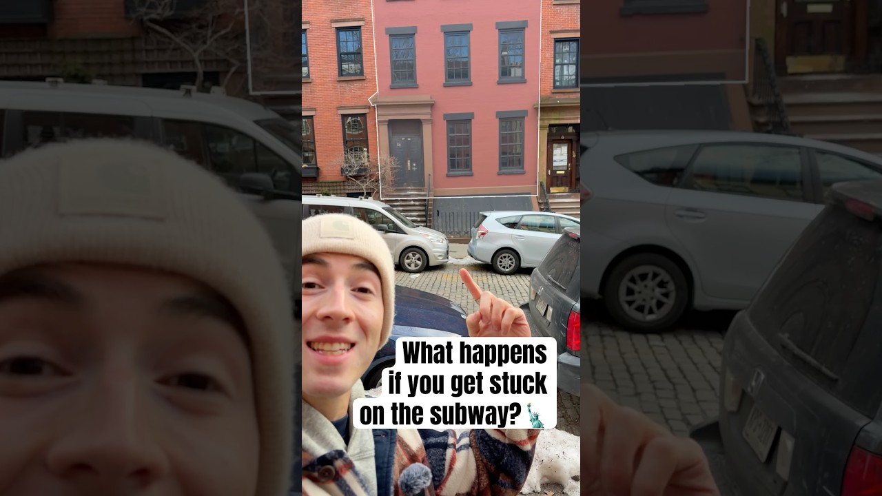What happens if you get stuck on the subway?🗽