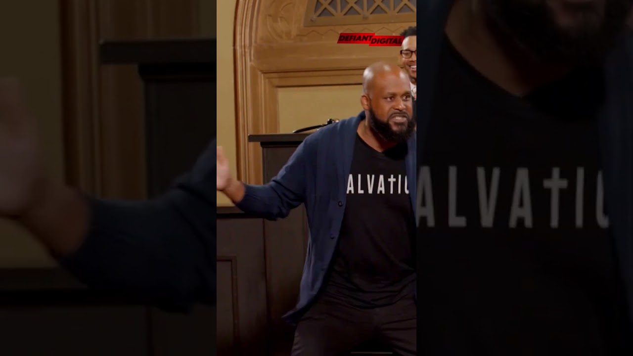 Sydney Castillo hilariously defends the Kardashians 🤣👨🏾&zwj;⚖️⚖️ #comedy #funny #shorts #funnyvideo