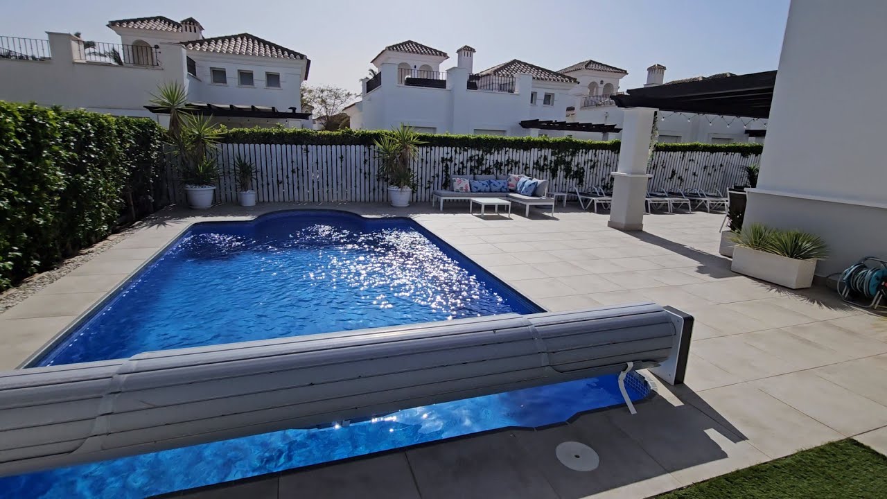 La Torre Golf Resort 3 Bed 3 Bath Villa Sth facing big heated pool,.large plot,Town Centre  339,995€