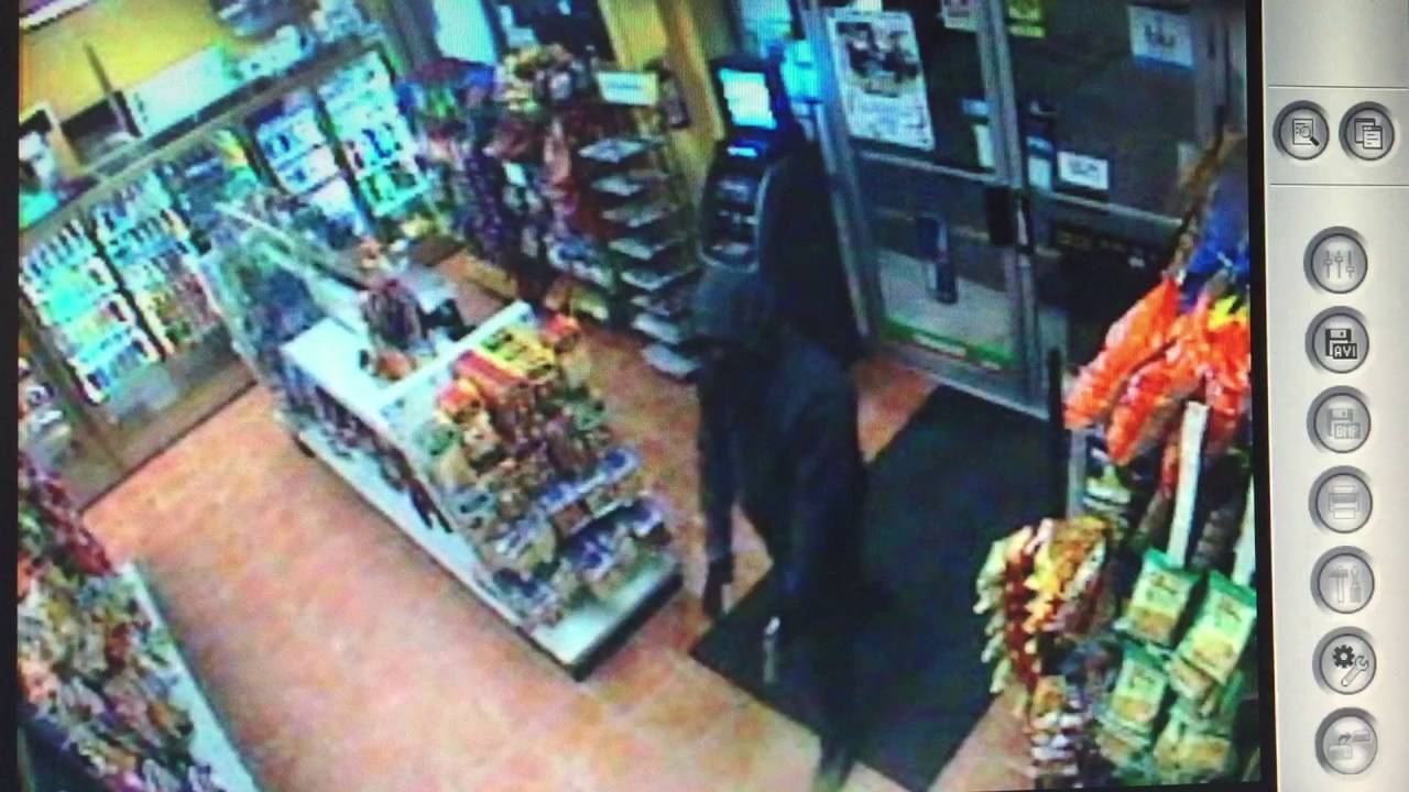 Armed robbery of Delta gas station in Elizabeth on Aug. 28, 2016