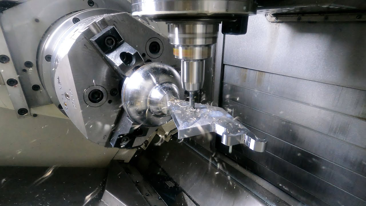 Milling of a Christmas gift