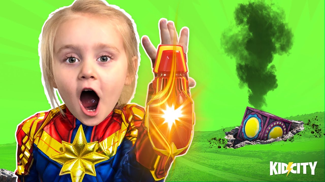 Captain Marvel Movie Gear Test + Mystery Box Found! | KidCity