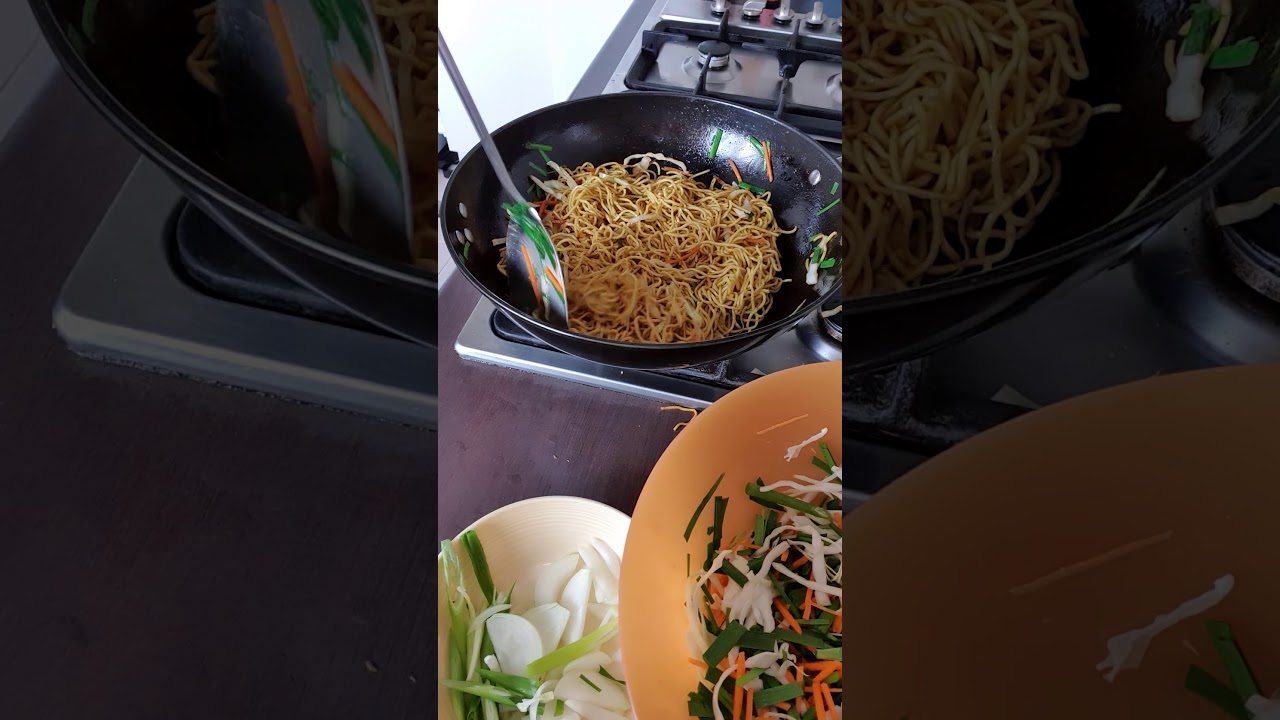 Mauritian fried noodles