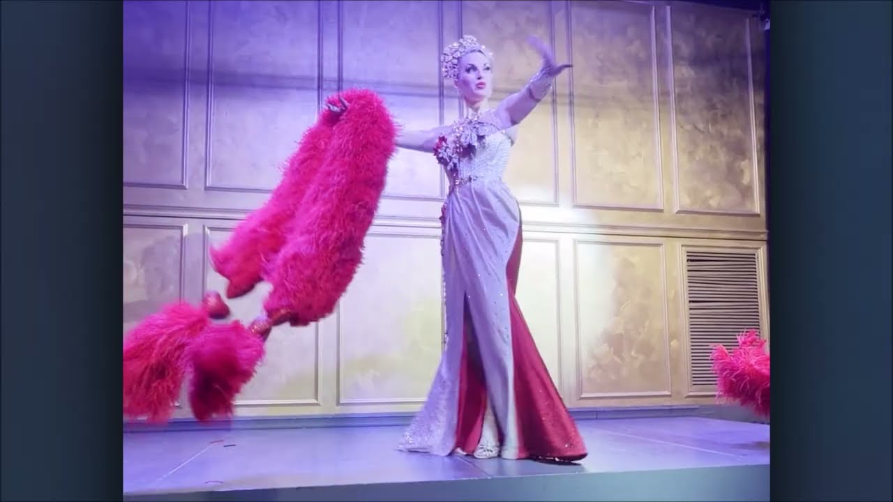 Lady Roberta Kent- Burlesque-  Twice Divine