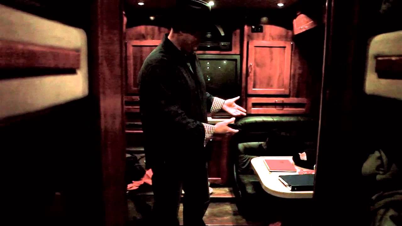 A look inside Gord Bamford's tour bus