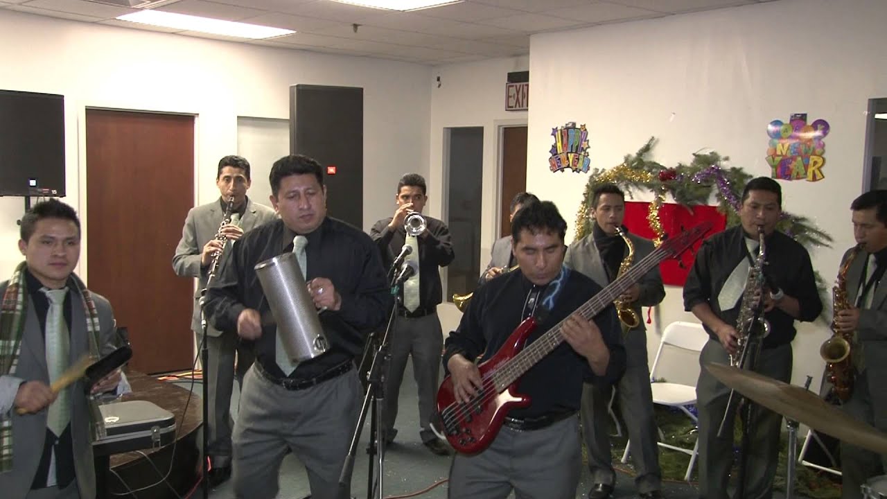 MOSAICO ECUATORIANO BANDA SANTA CECILIA DE QUEENS