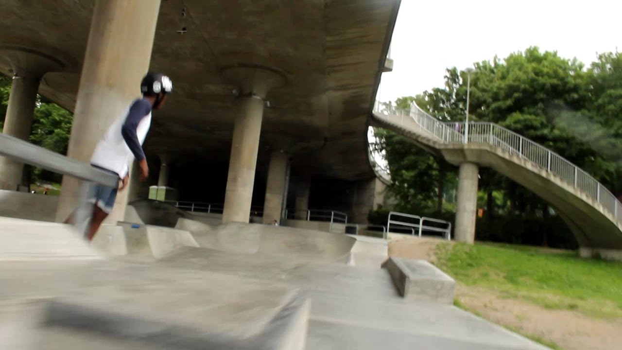 R&Aring;LIS - KEWI CREW