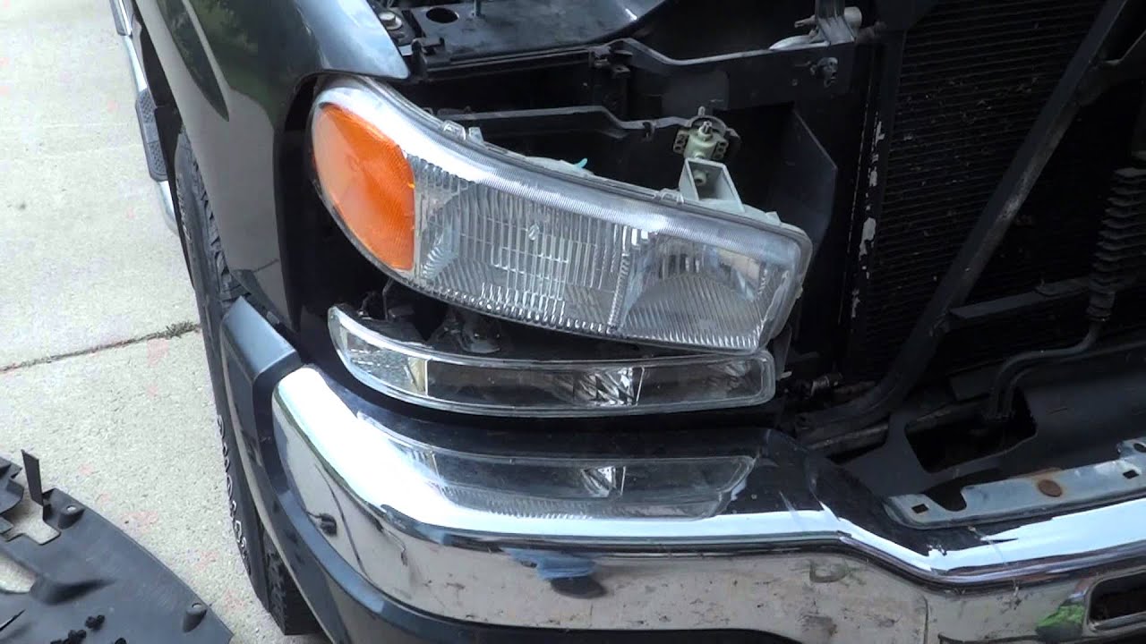 2003-2007 GMC Sierra Front Bumper Removal