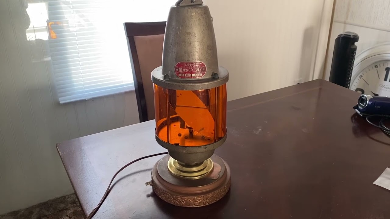 Federal Signal Beacon Ray 27-S Demo