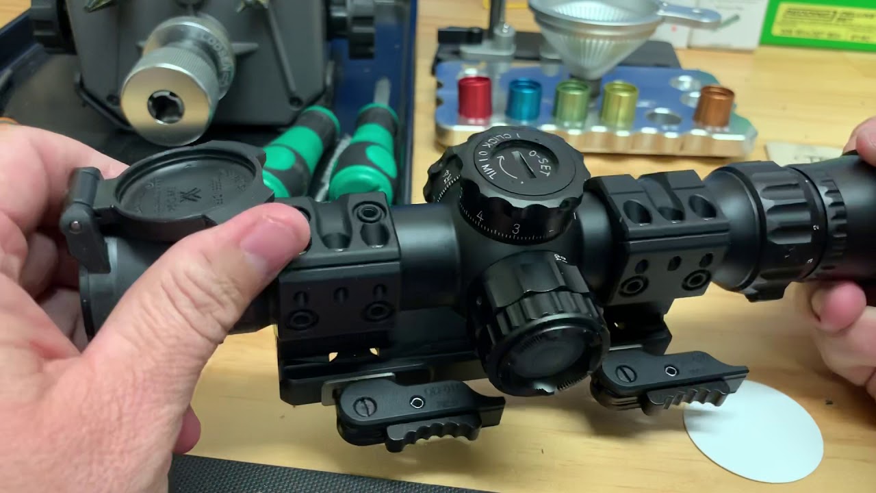 MARCH SCOPE 1-8 x 24
