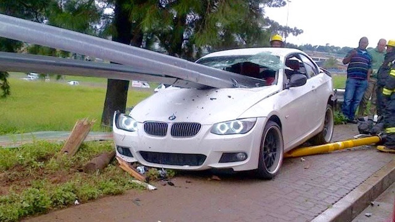 STUPID BMW DRIVERS, EPIC BMW DRIVING FAILS COMPILATION  2017