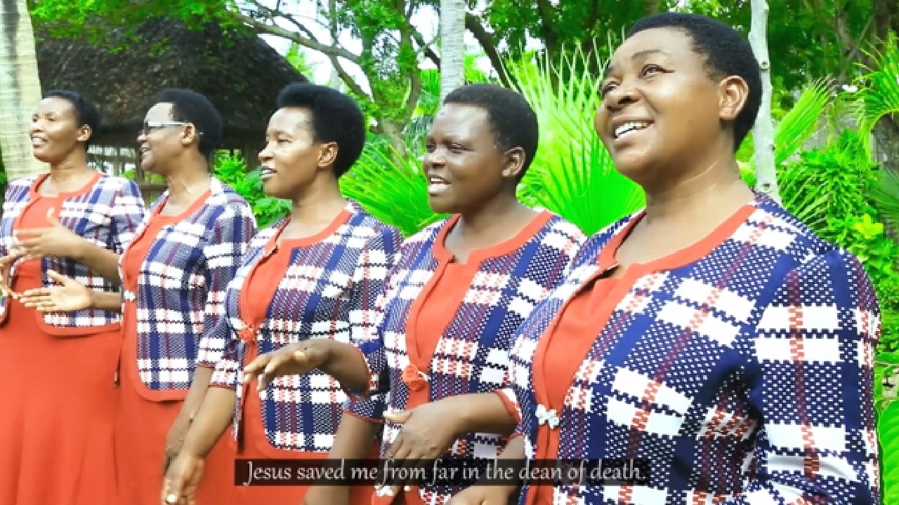 Kibangu Juu SDA Choir - Nasimama Nikiimba (Official Video)