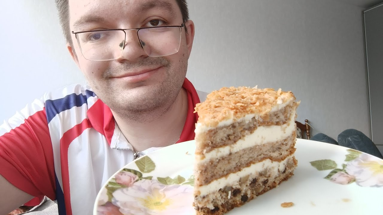 RAGAUJAM TORTĄ 