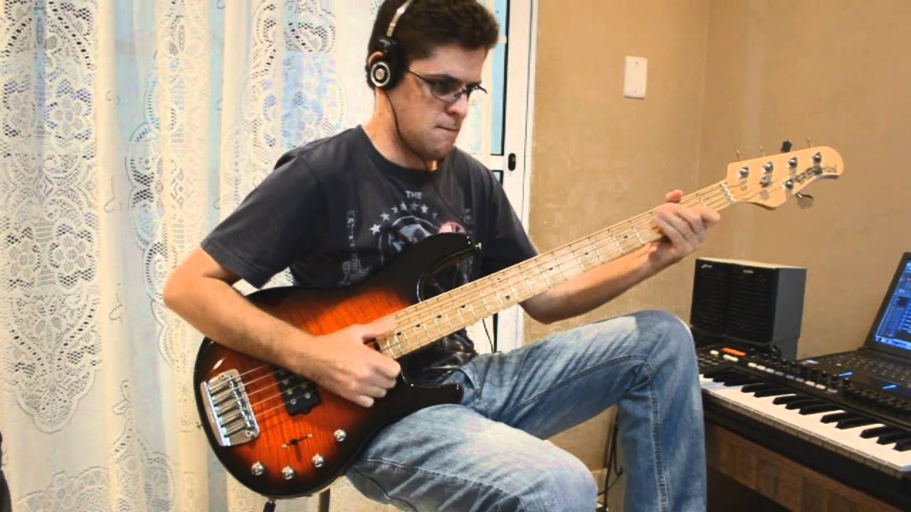 Run For Cover - Fender American Deluxe Jazz Bass x Musicman StingRay5 20th