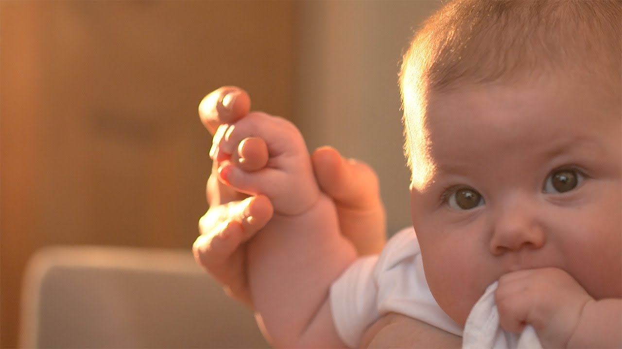 Exploring how mothers develop bonds with their babies