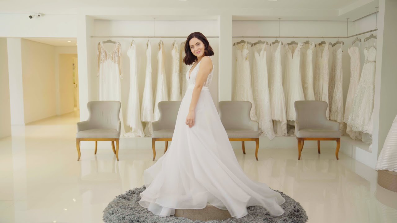 CASAMENTO: experimentamos 5 modelos de vestido de noiva e vamos te ajudar a escolher l casar | VIX