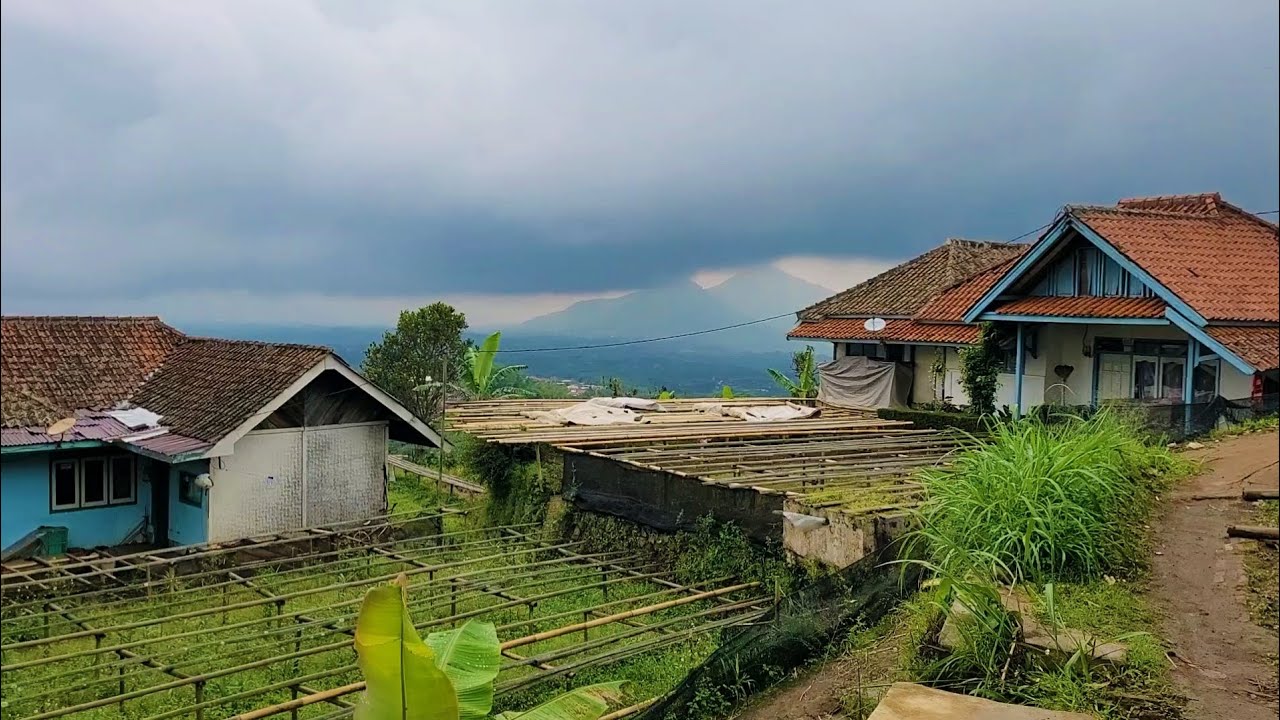 Masya Allah ‼️ Ternyata Seenak Ini Suasana Di Kampung Genteng Sumedang || Pedesaan Sunda Jawa Barat