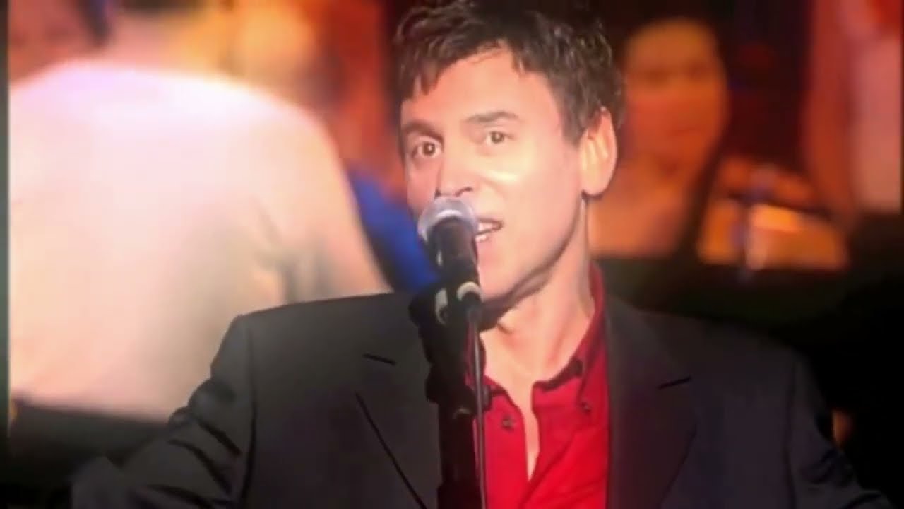 Tous les rêves   Pierre Rapsat Live au Cirque Royal 2001