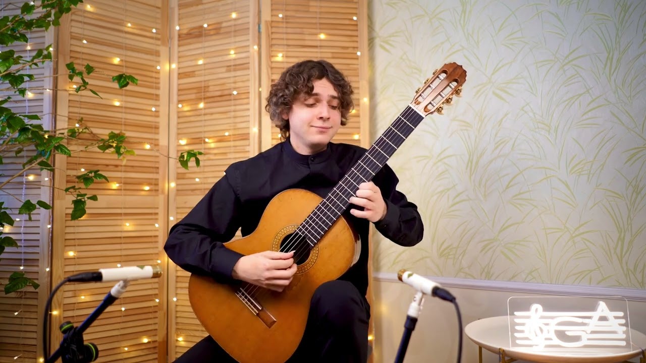 Sergei Gudelev plays Capricho Árabe by Francisco Tarrega | Guitar & Gudelev