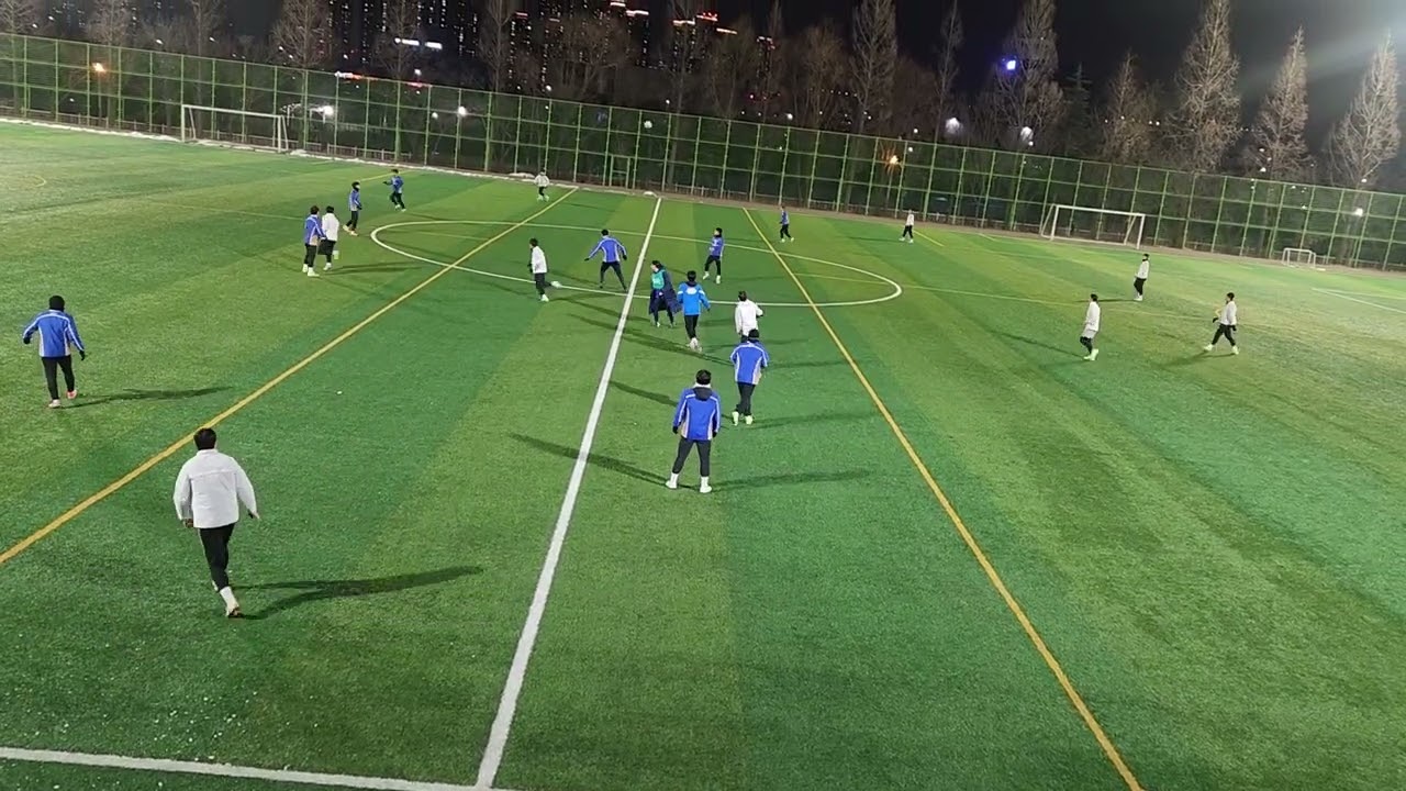 MO9FC VS  블루스 1쿼터
