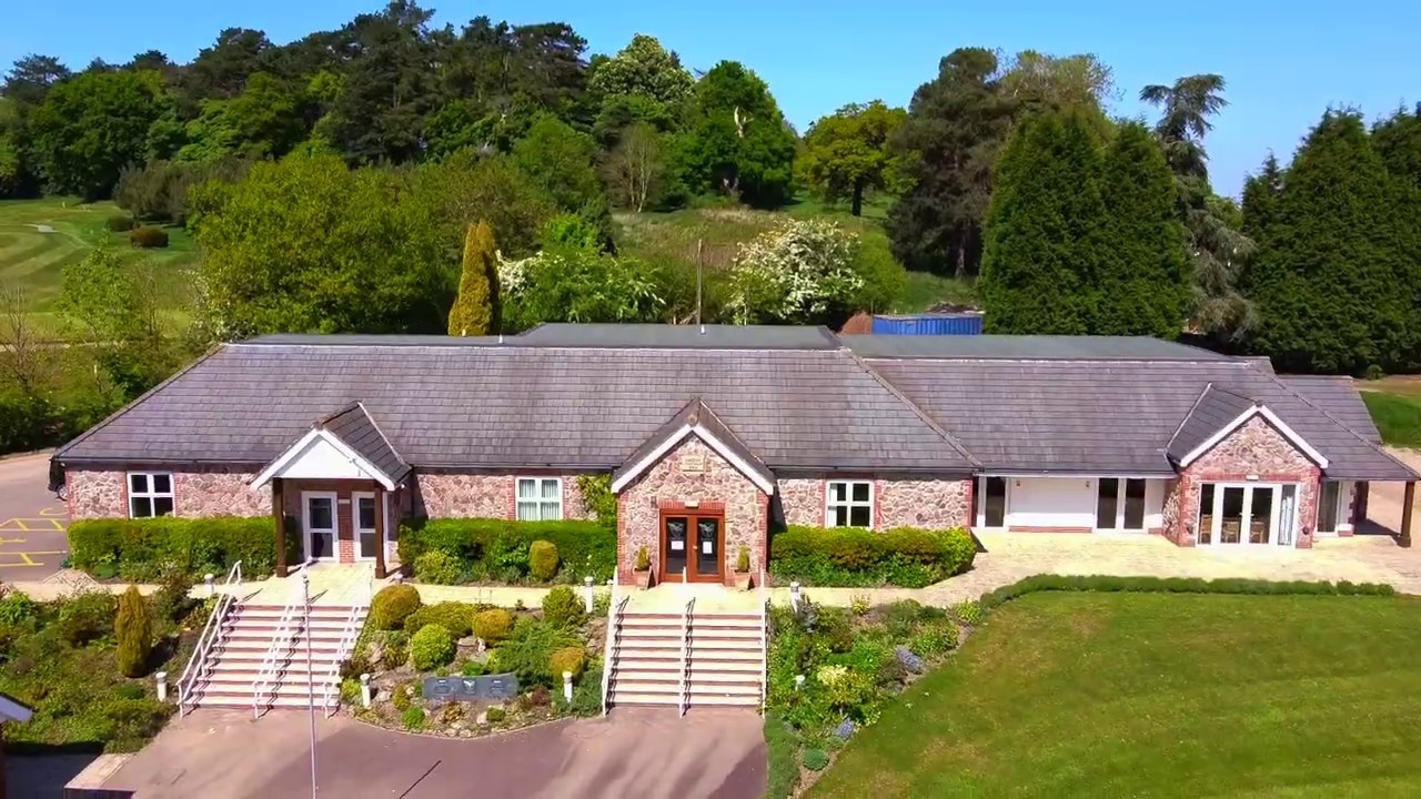 Lingdale Golf Club - The Full View.