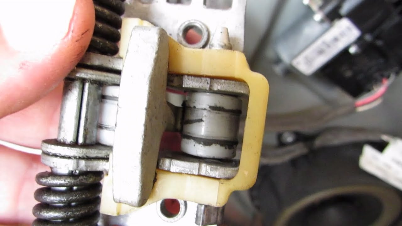 How to replace Door Stopper on Renault Grand Scenic III