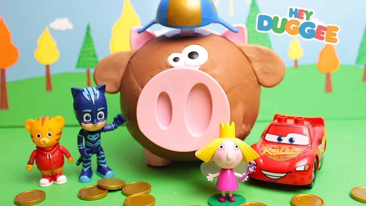 DUGGEE Spacca Soldino 🐷 Holly e Daniel Tiger sfidano Saetta McQueen e Gattoboy [Challenge]