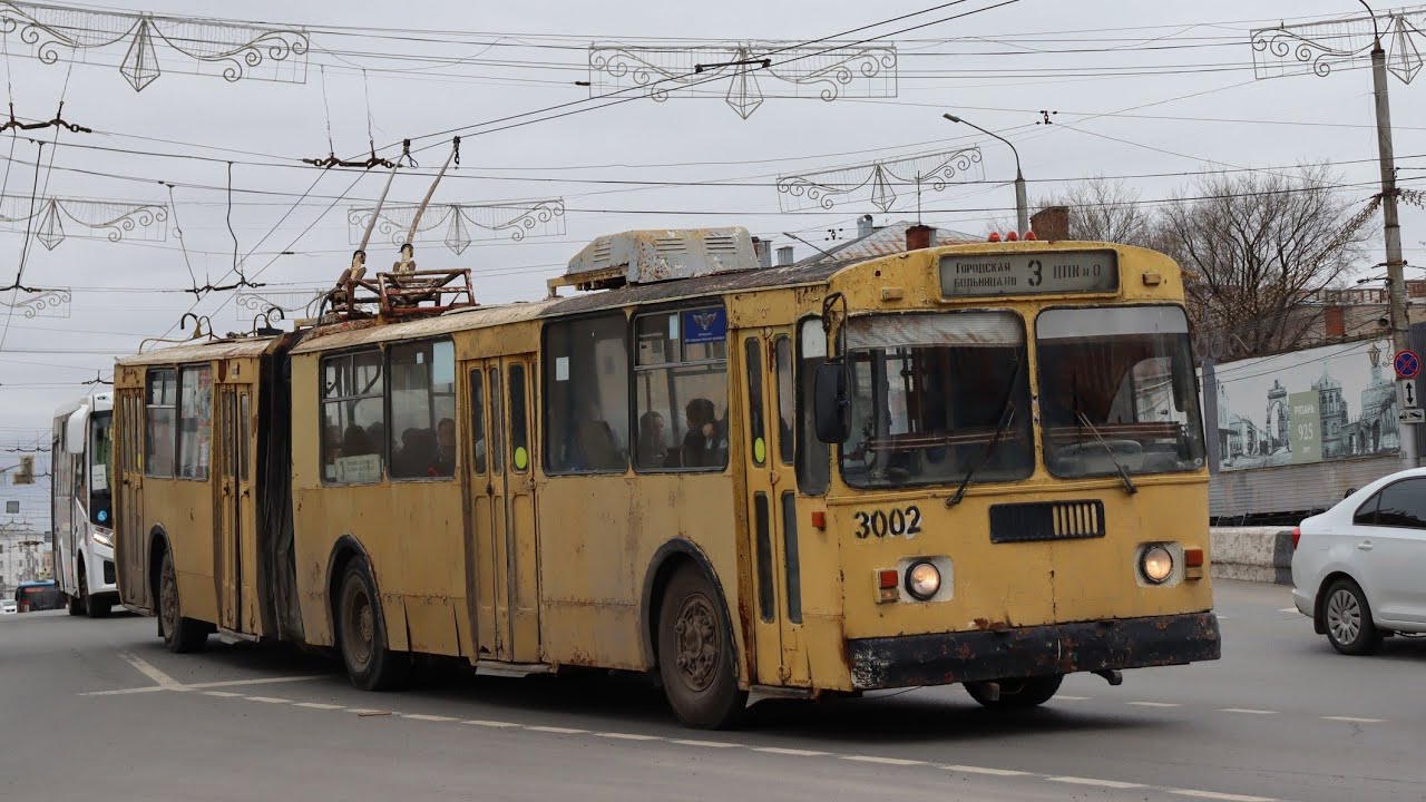 Поездка на троллейбусе ЗиУ-683Б [Б00] №3002 №3 Городская больница №11-Улица Островского