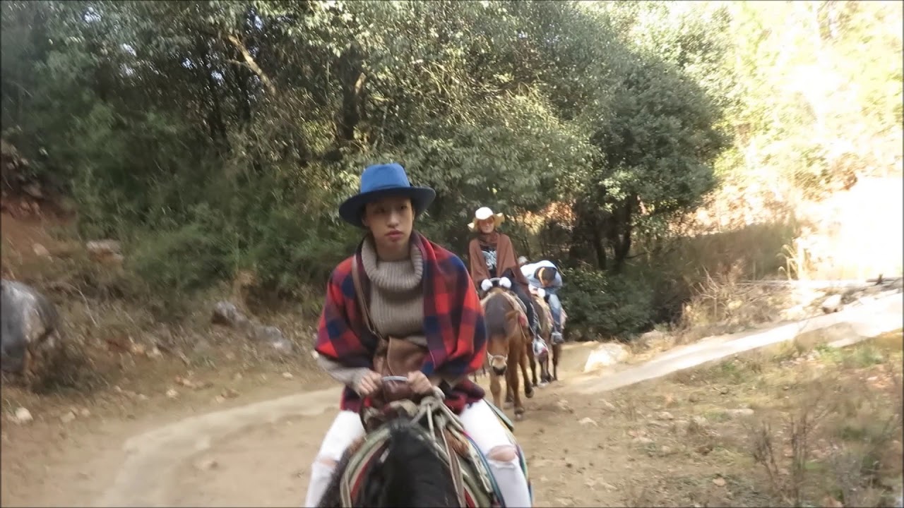 lashi lake horsebasck riding